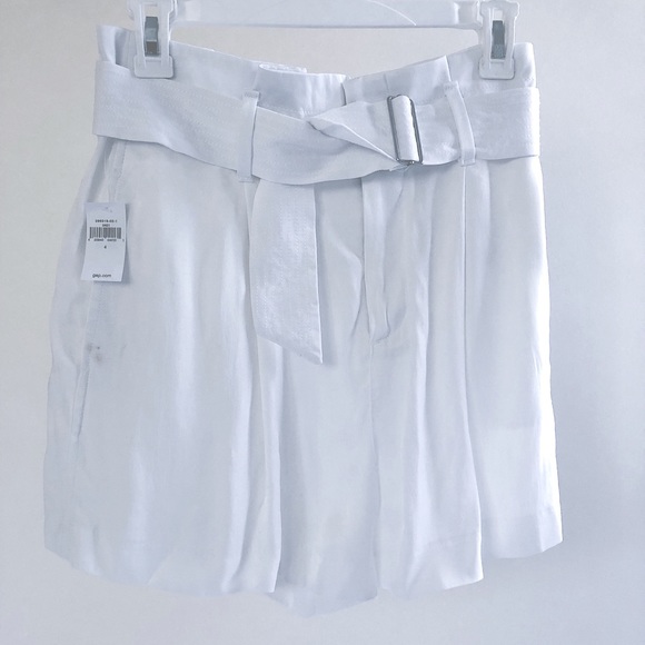 GAP Pants - GAP white silky high waist paper bag waist shorts